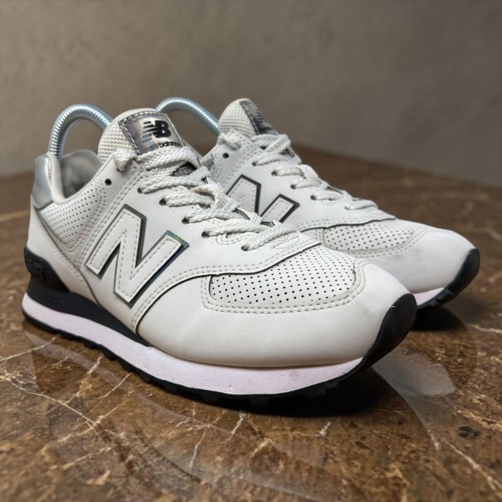 New Balance 574 Sneakers Womens Size 7 White Silver WL574DN2 Leather Low Top